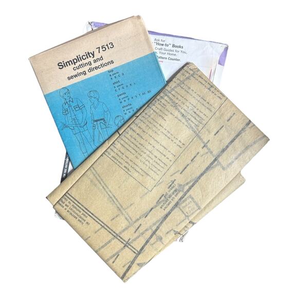 Simplicity 7513 Boys' Shirt, Top, Pants or Shorts Pattern - Size 8 - Picture 5 of 5